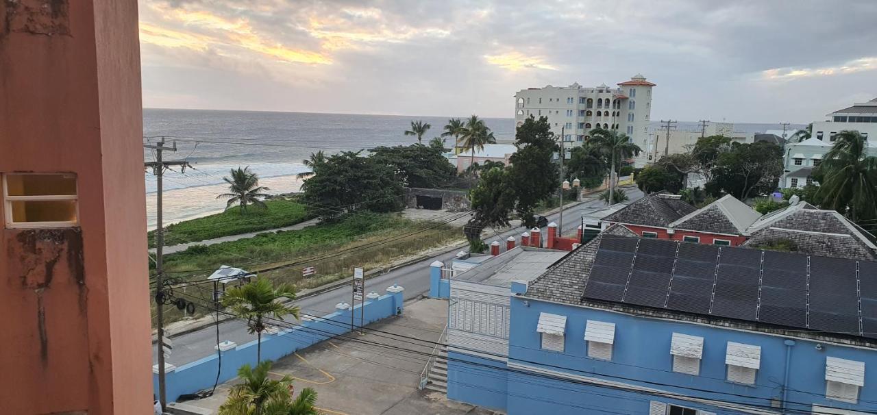Hastings Towers 4D - Studio Apt Opp Beach Bridgetown Exterior foto